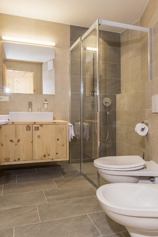 Hotel Schoenblick Sexten ภายนอก รูปภาพ
