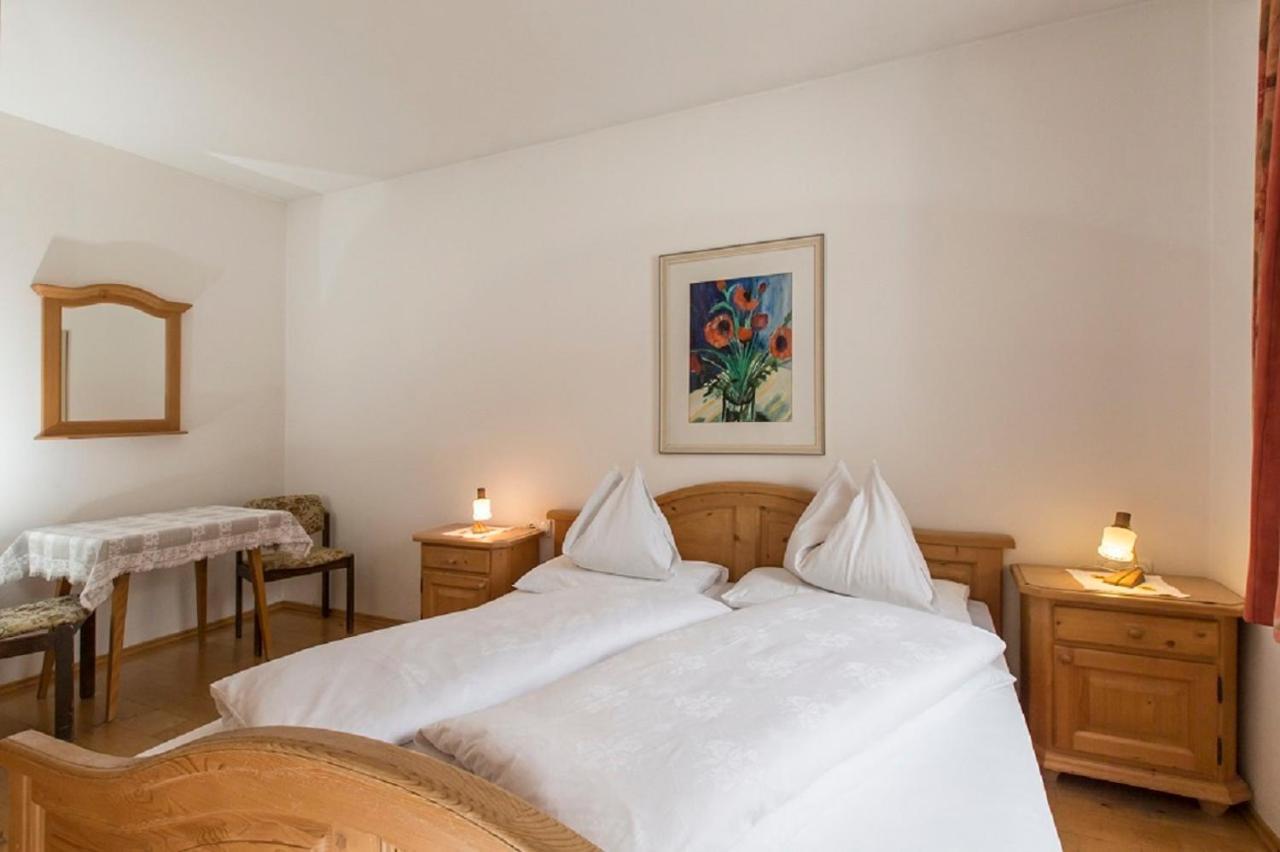 Hotel Schoenblick Sexten ภายนอก รูปภาพ