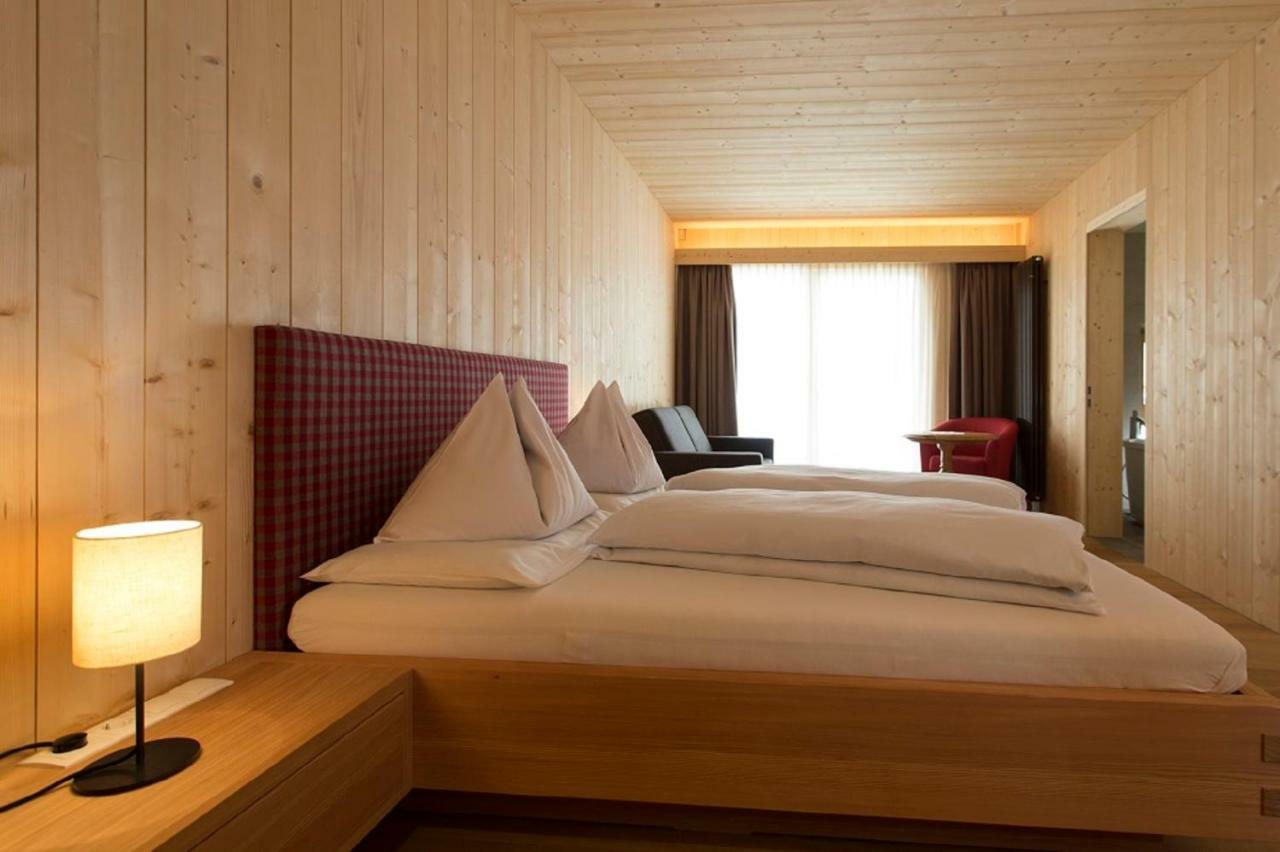 Hotel Schoenblick Sexten ภายนอก รูปภาพ