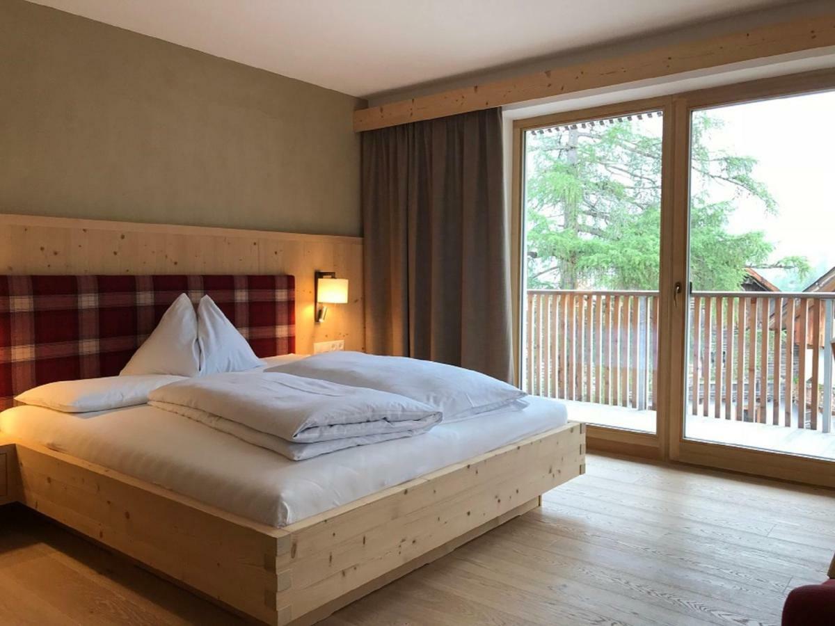 Hotel Schoenblick Sexten ภายนอก รูปภาพ